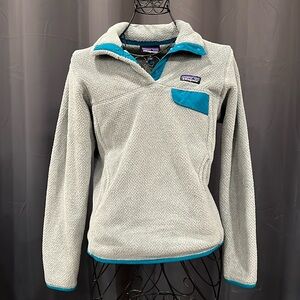 Small Patagonia pull over great with teal lining